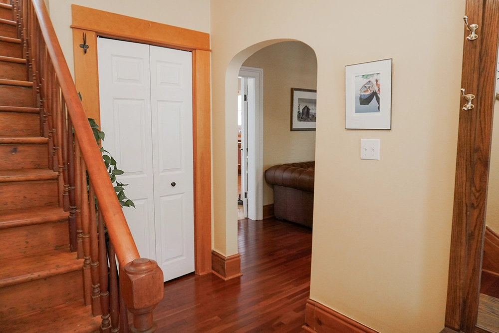 41 Victor Street, Wortley Village, Old South London, Ontario — photo 14 of 88
